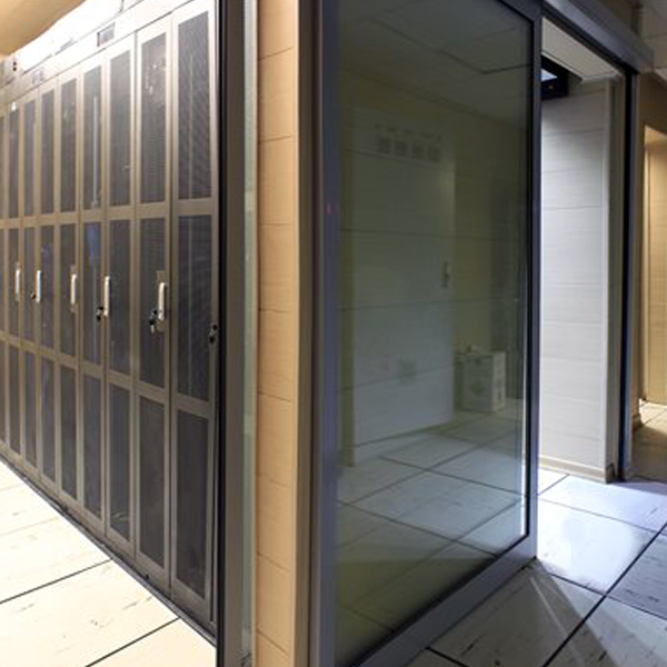 جداسازی راهروی گرم و سرد مرکز داده