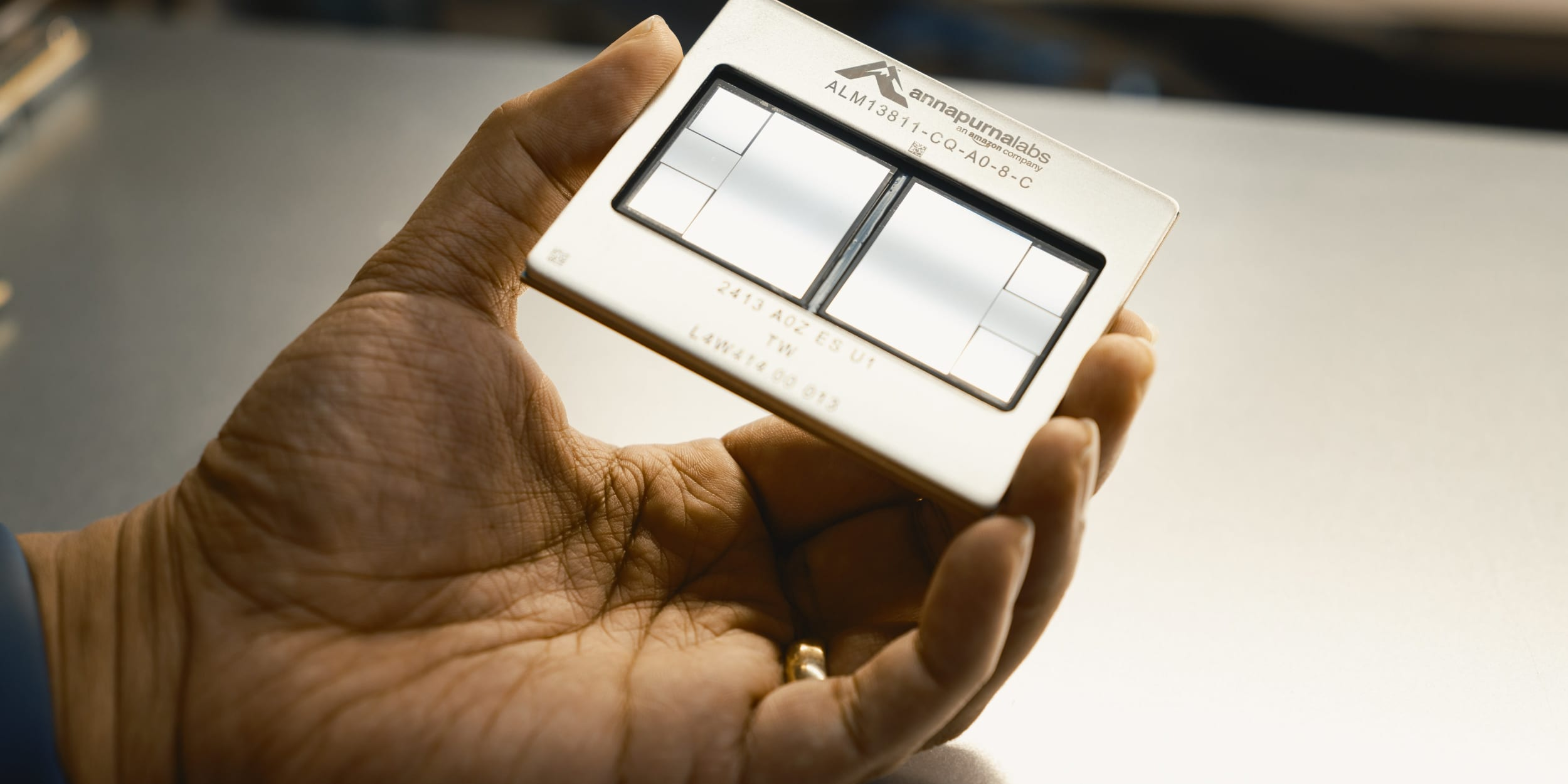 ابررایانه جدید آمازون با تراشه‌های هوش مصنوعی