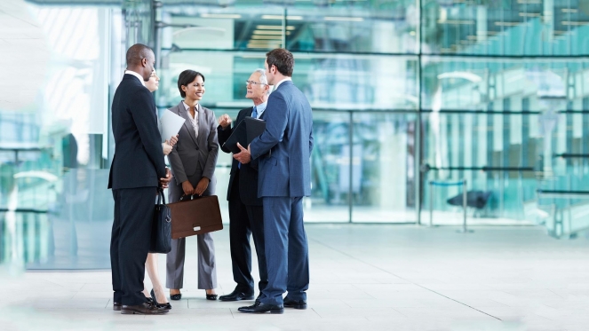 آشنایی با مدیریت منابع انسانی