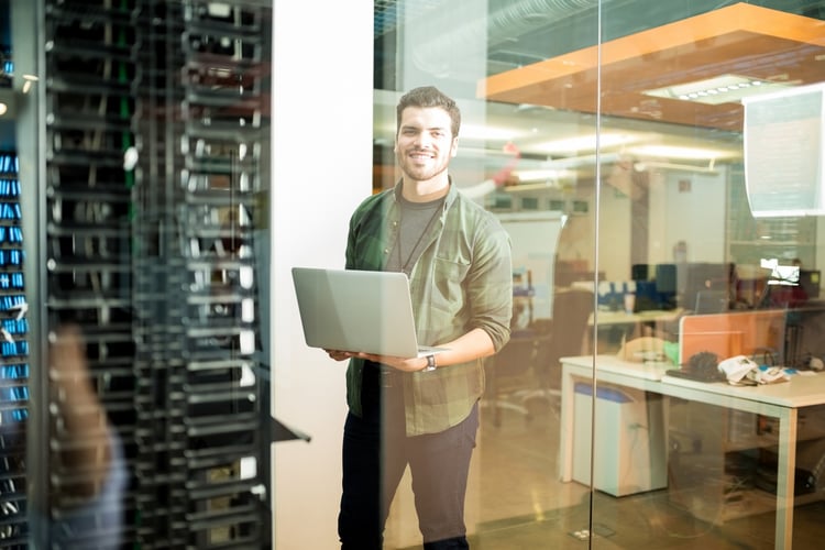 ۱۵ مدرک پردرآمد IT در سال ۲۰۲۳